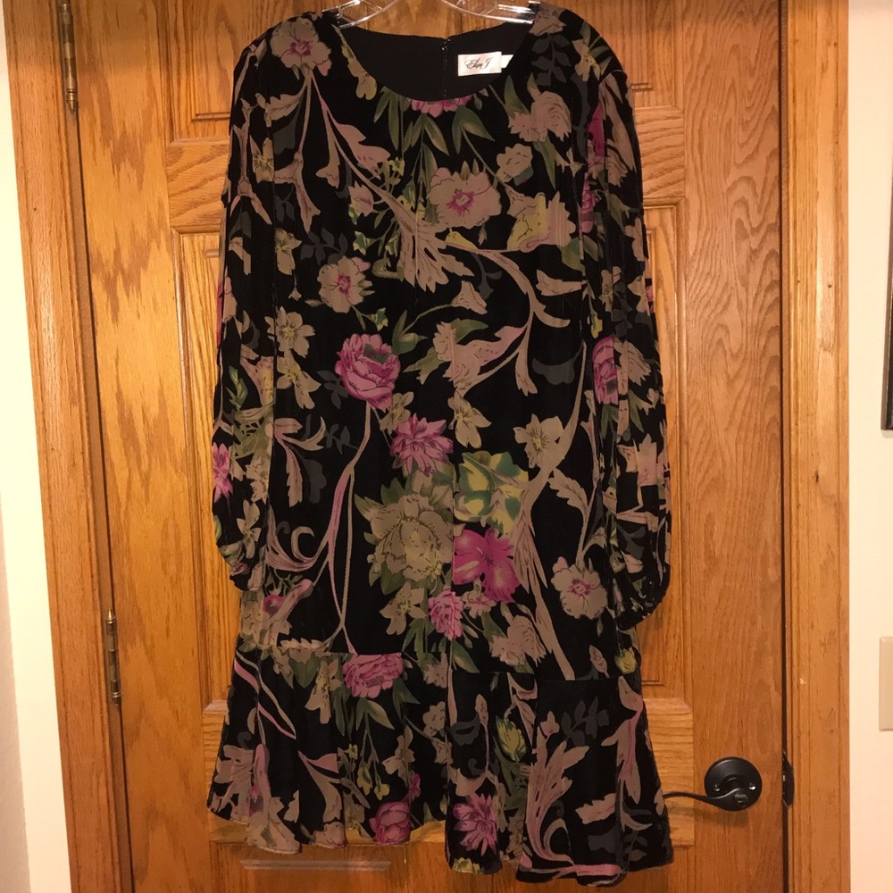 Crushed Velvet Black Dress